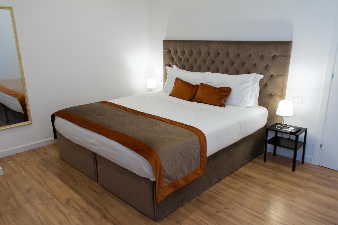 Home At Rome Vatican Suites Exterior foto