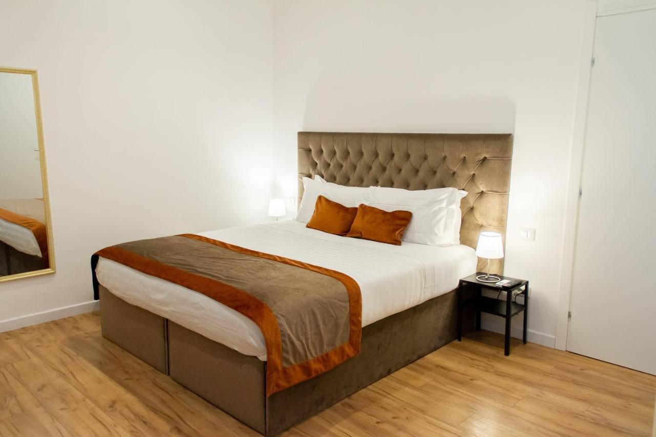 Home At Rome Vatican Suites Exterior foto